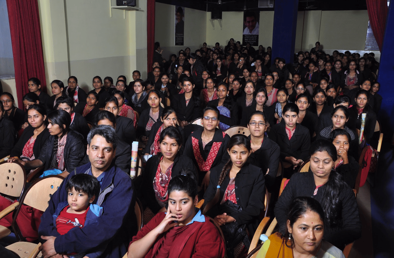 Biyani Girls College Jaipur Croded photo 7